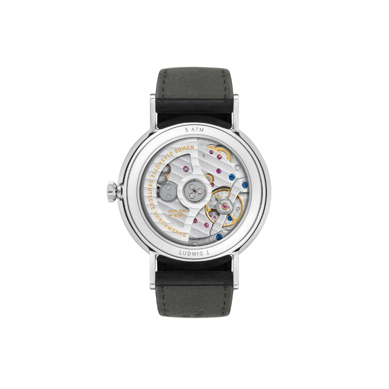 NOMOS Glash&uuml;tte Ludwig Neomatik 41 Date Watch
