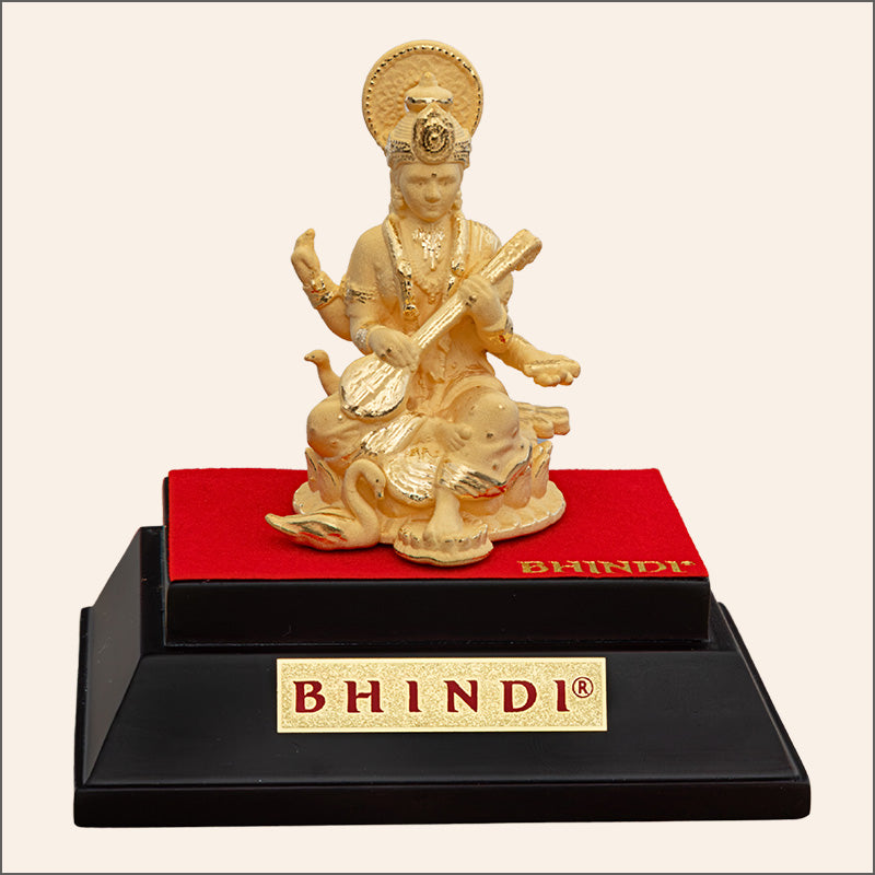 Saraswati statue