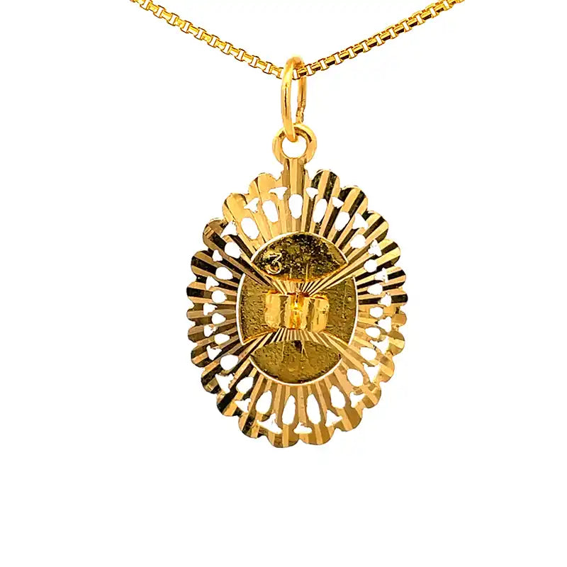 Om Pendant, Oval in 22K Gold