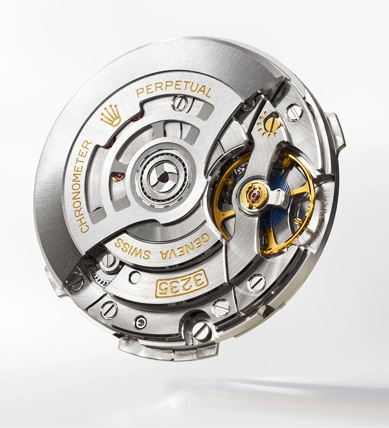 OysterCalibre 3235  A distillation of technology