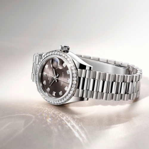 The @Rolex Lady-Datejust in 18 kt white gold with ...
