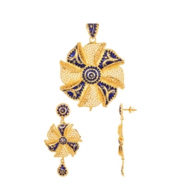 22K Two-Toned Pinwheel Pendant and Earring Set