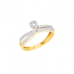 18K White and Yellow Gold and Diamond Ring