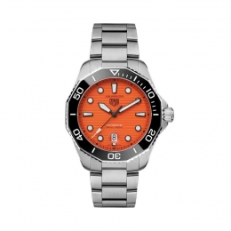 TAG Heuer Aquaracer Professional 300 Orange Diver