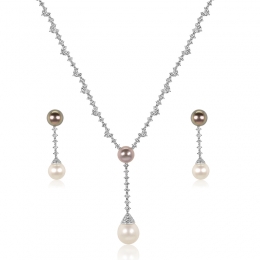 South Sea Pearls Necklace Set with Diamonds