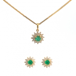 18K Yellow Gold Floral Emerald Pendant Set