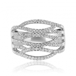 18K White Gold Diamond Ring