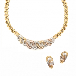 Heart-shaped Diamond Necklace Set in Tricolor 18K Gold