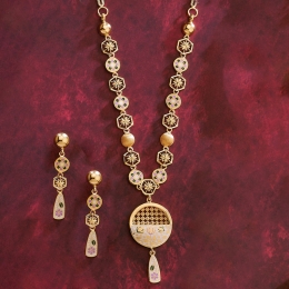 Golden Blossom Necklace Set