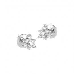 18K White Gold Diamond Flower Stud Earrings