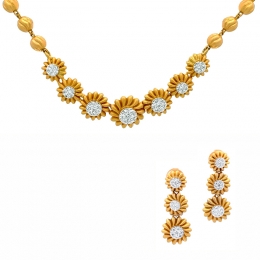 Necklace Set in 18K Yellow Gold