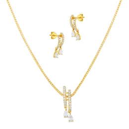 18K Yellow Gold Diamonds Necklace and Earring Set