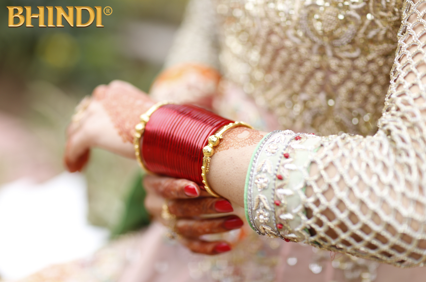 Types of Gold Bangles That Indian Brides Wear