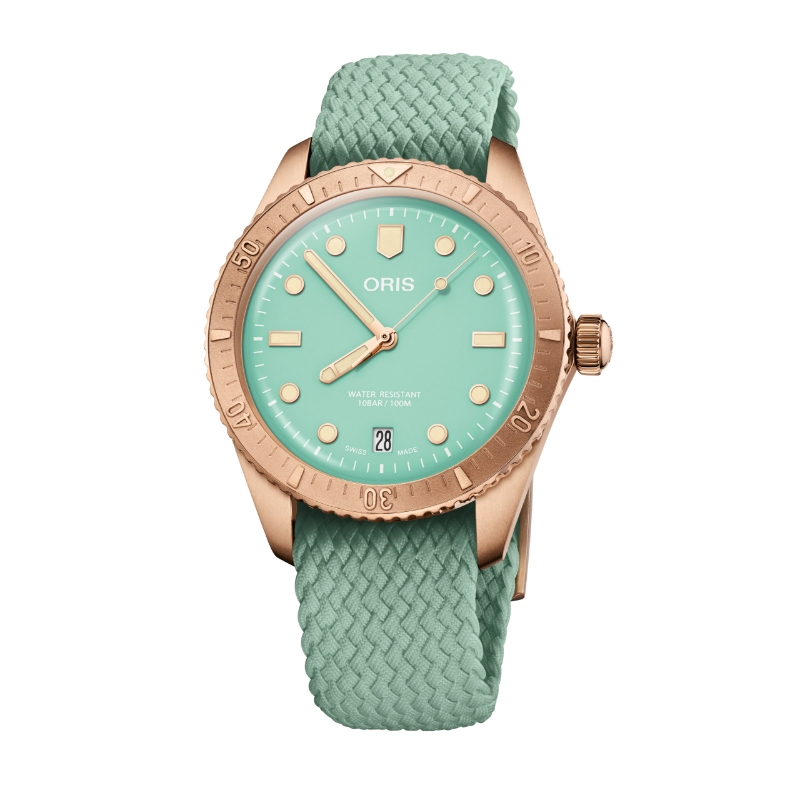 Divers Sixty-Five