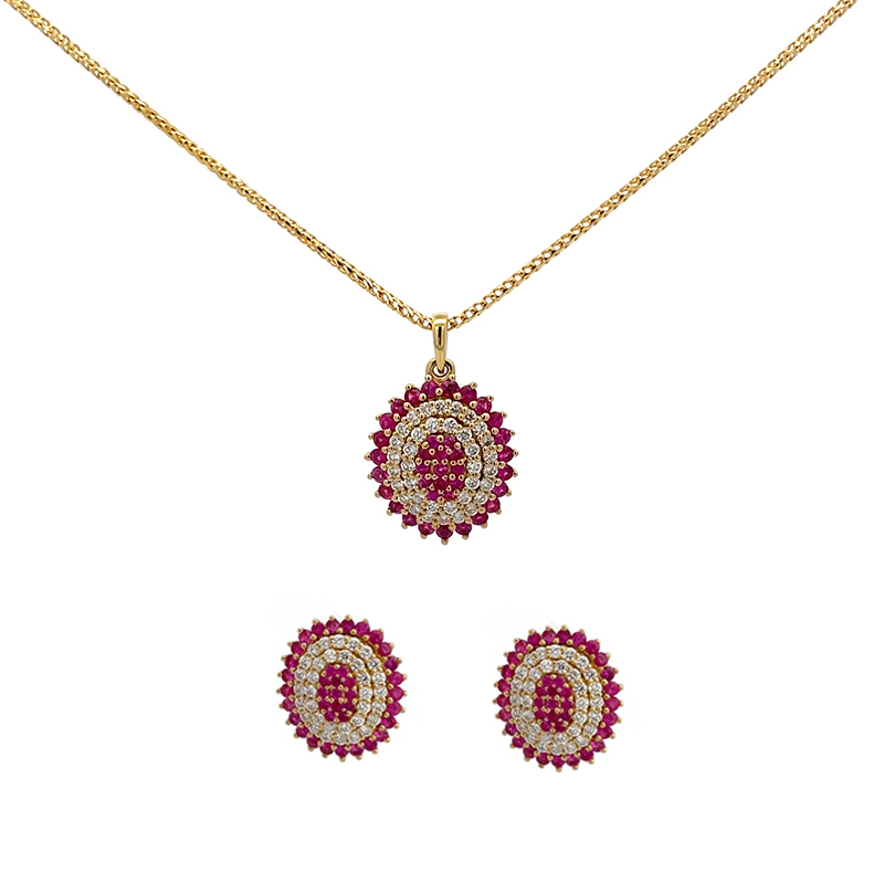 18K Gold Pendant Set in Ruby and Diamonds - Oval