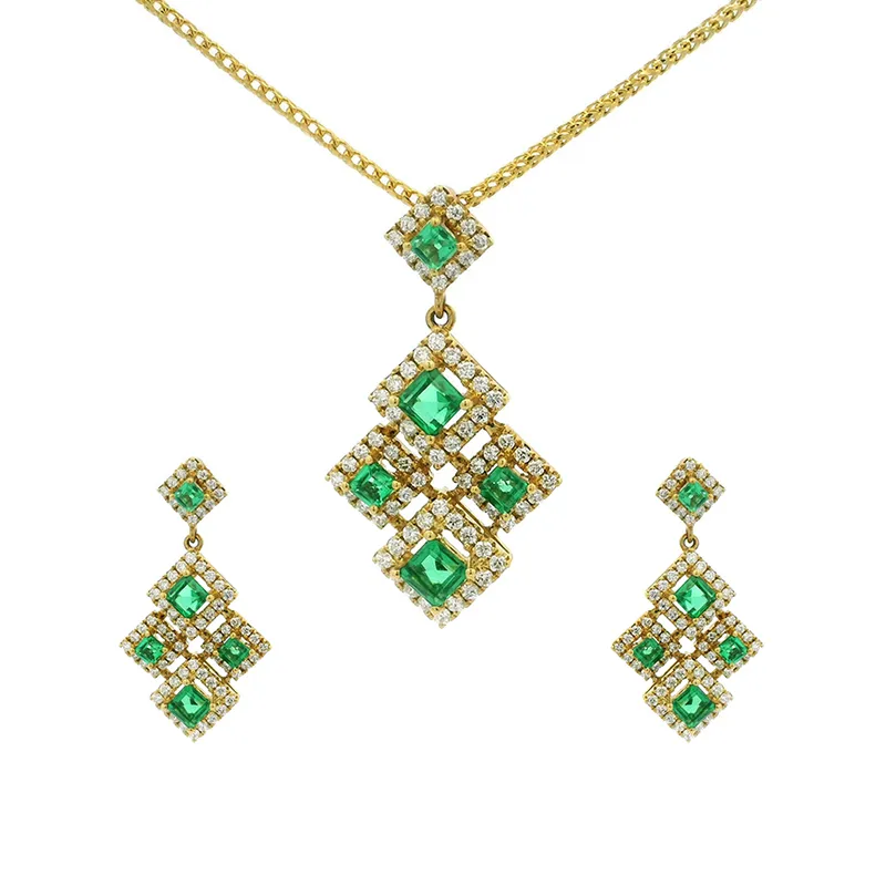 Emerald and Gold Diamond Pendant Set