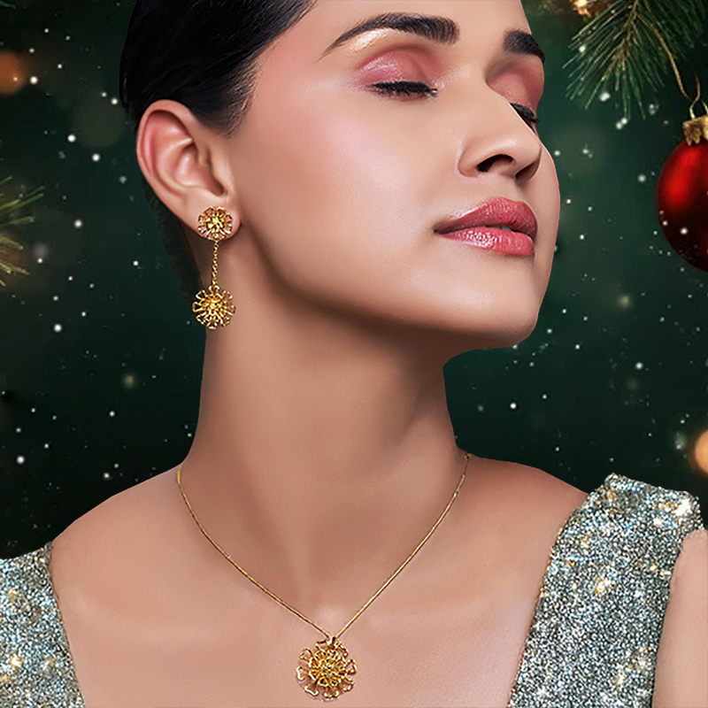 22K Floral Gold Pendant Set with chain