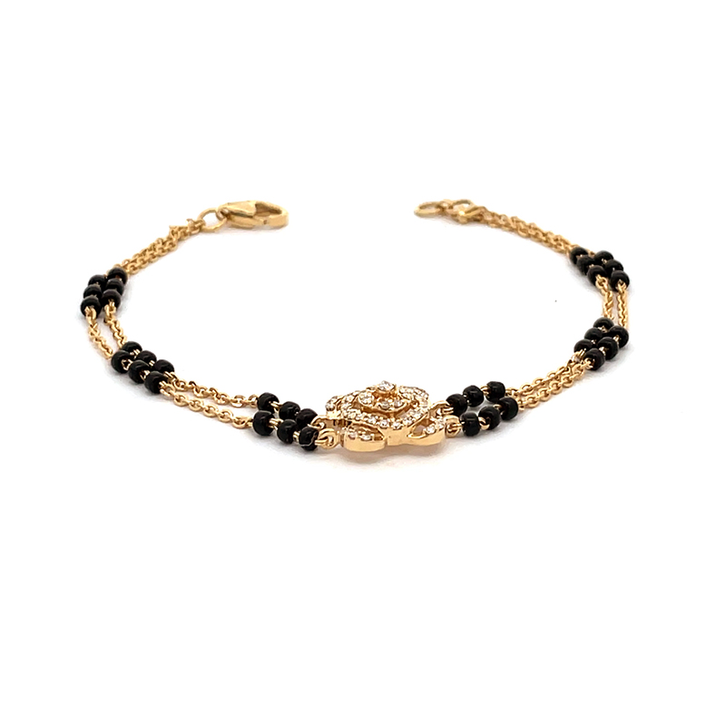 Elegant Gold and Black Bead Bracelet