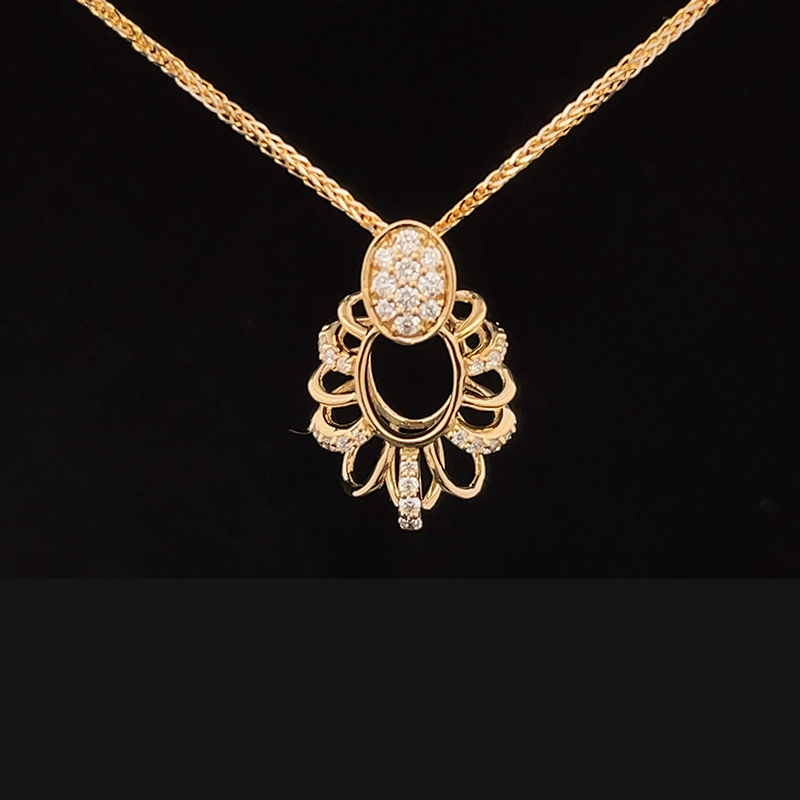Exquisite Gold Diamond Pendant Set with chain