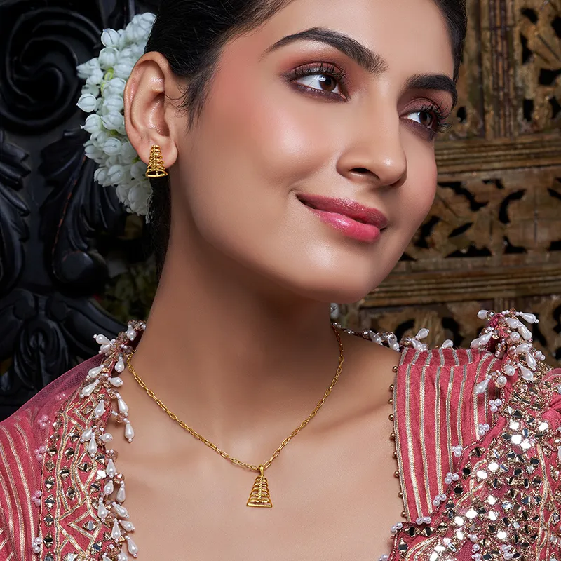 22K Gold Pendant Set with chain