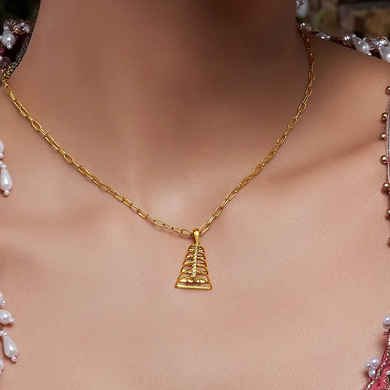 22K Gold Pendant Set with chain