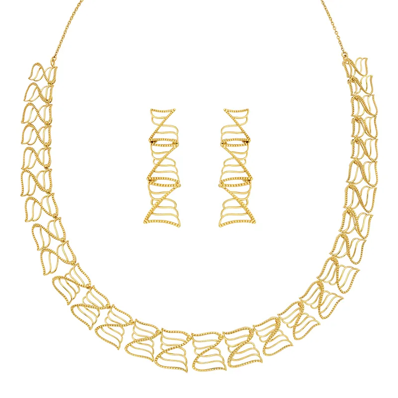 Understated Luxury in 22K Gold.