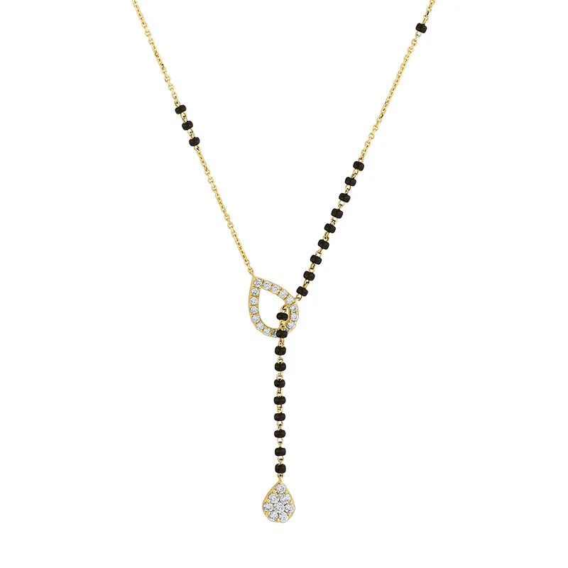 Modern Lariet Diamond Mangal Sutra in 18K gold