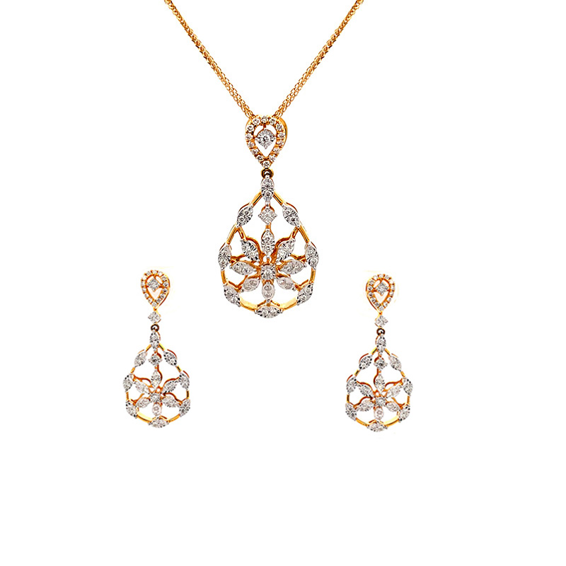 Floral Gold Diamond Pendant Set