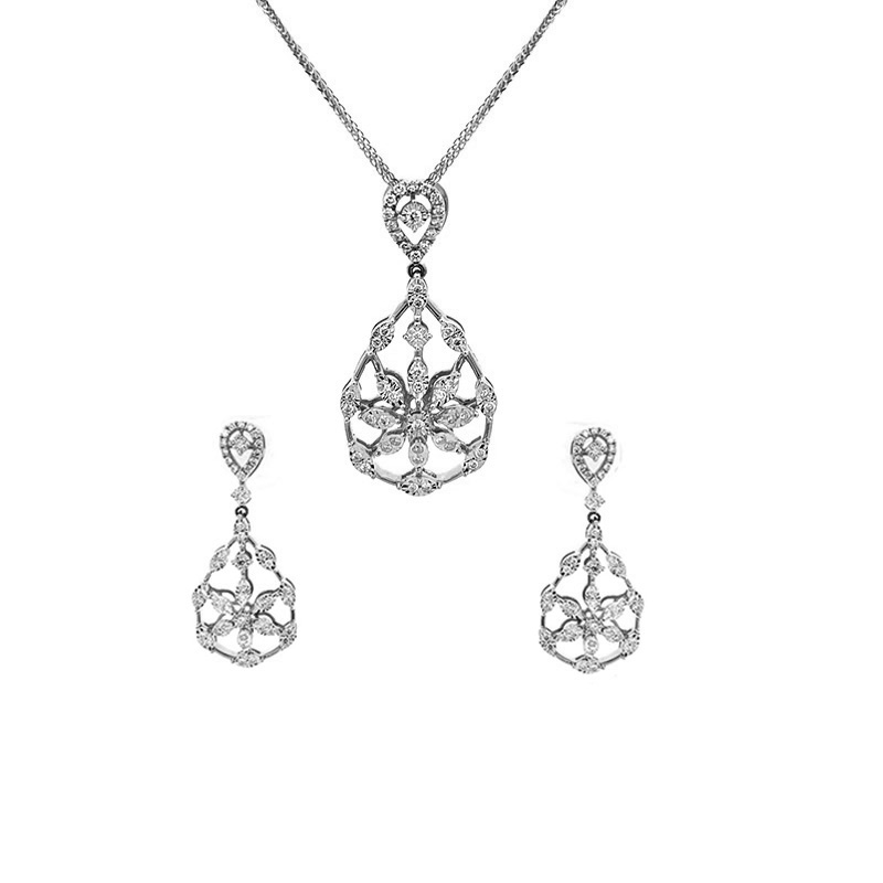 Floral 18K White Gold Diamond Pendant Set