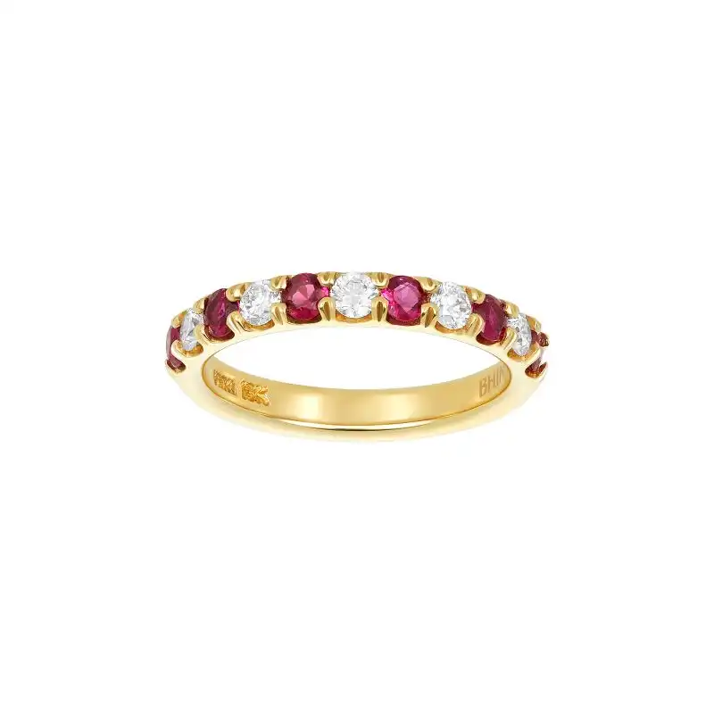 18K Yellow Gold Diamond Band