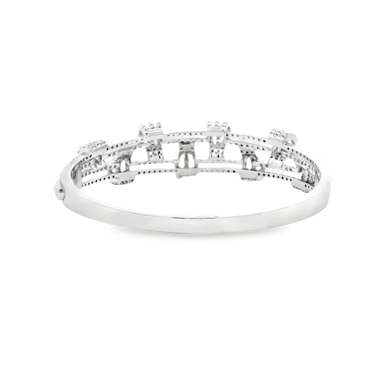 Gold Diamond Bangle Bracelet
