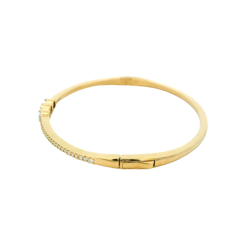 Elegant Gold Diamond Bracelet