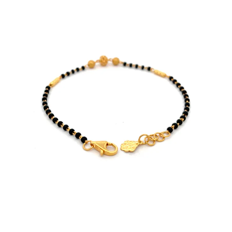 22k Yellow Gold Bracelet with Black Beads Size 7.5 Inch Elegant Design
