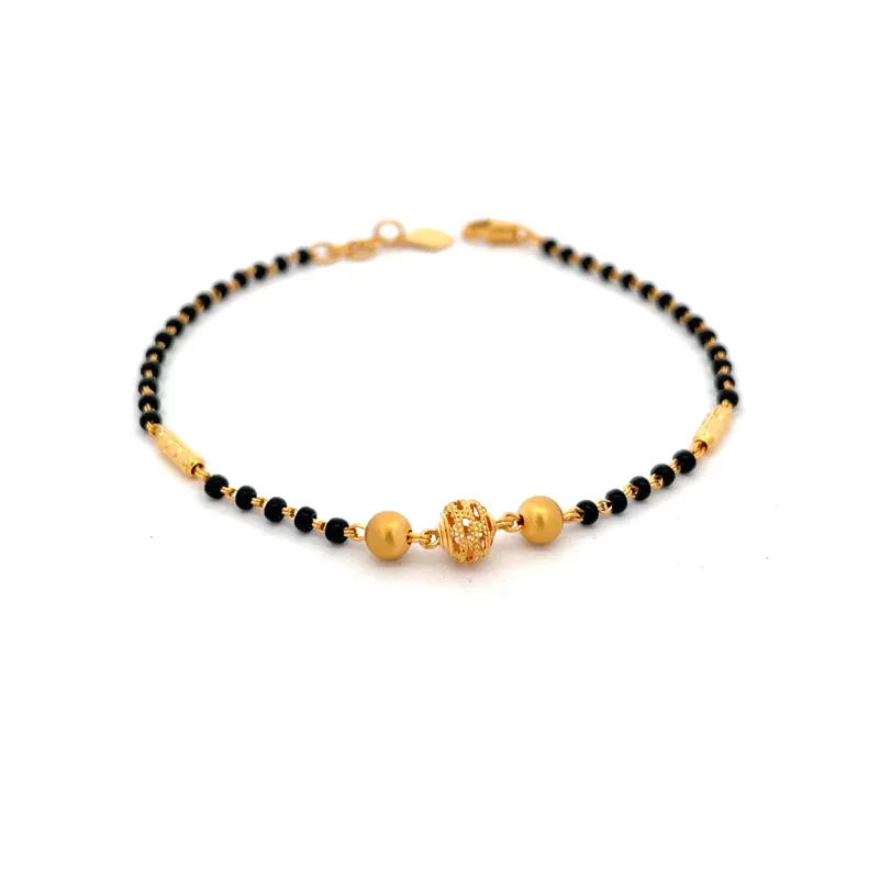 22k Yellow Gold Bracelet with Black Beads Size 7.5 Inch Elegant Design