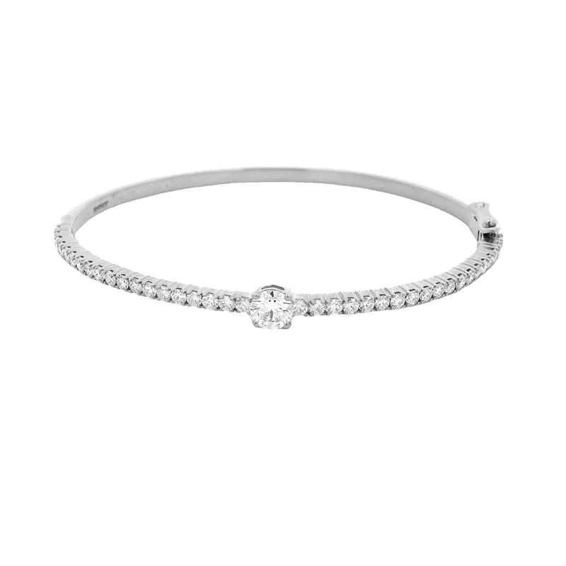 Classic Diamond Bangle in 18K White Gold