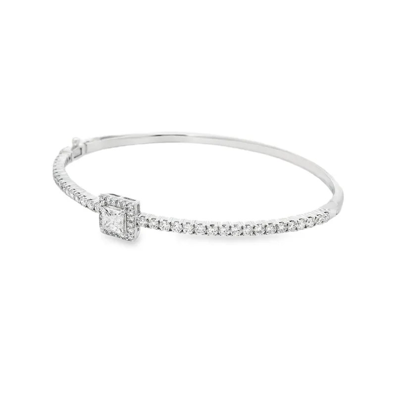 Elegant Diamond Bracelet - Square center