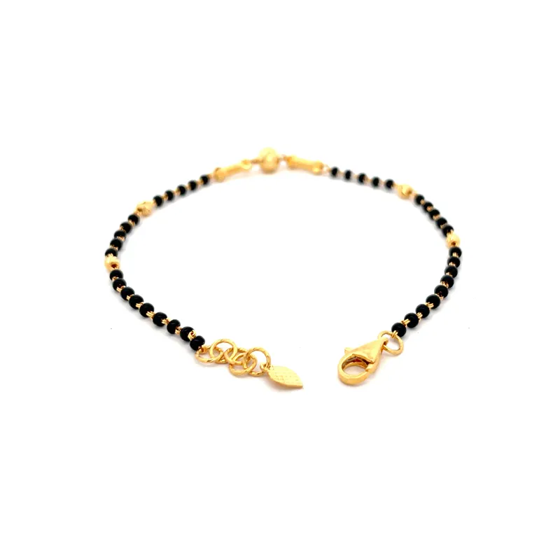 Elegant 22k Yellow Gold Bracelet with Black Beads for a Chic Look