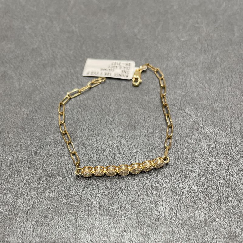 Elegant Gold Diamond Chain Bracelet