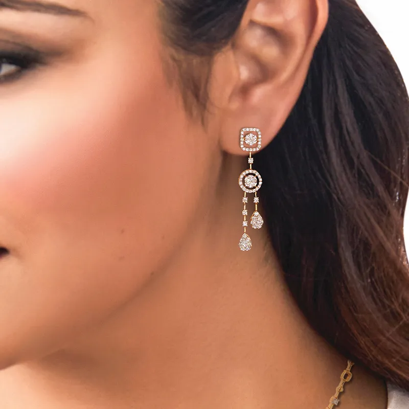 Stunning Gold Diamond Necklace Set