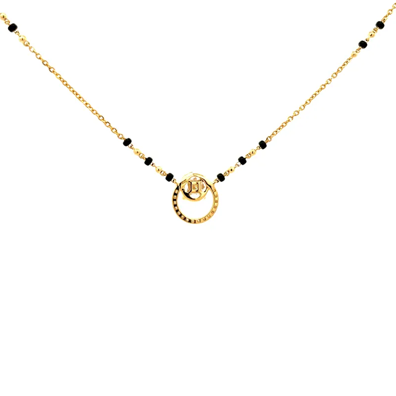 Round Mangalsutra in 18K gold and Diamonds
