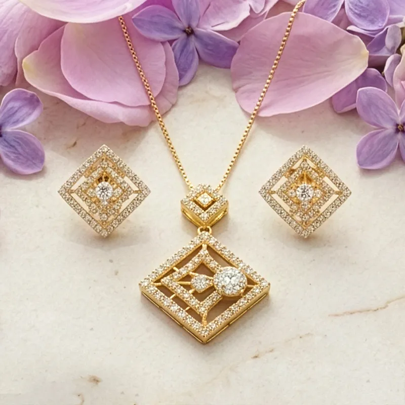 18K Yellow Gold & Diamond Rhombus Pendant Set