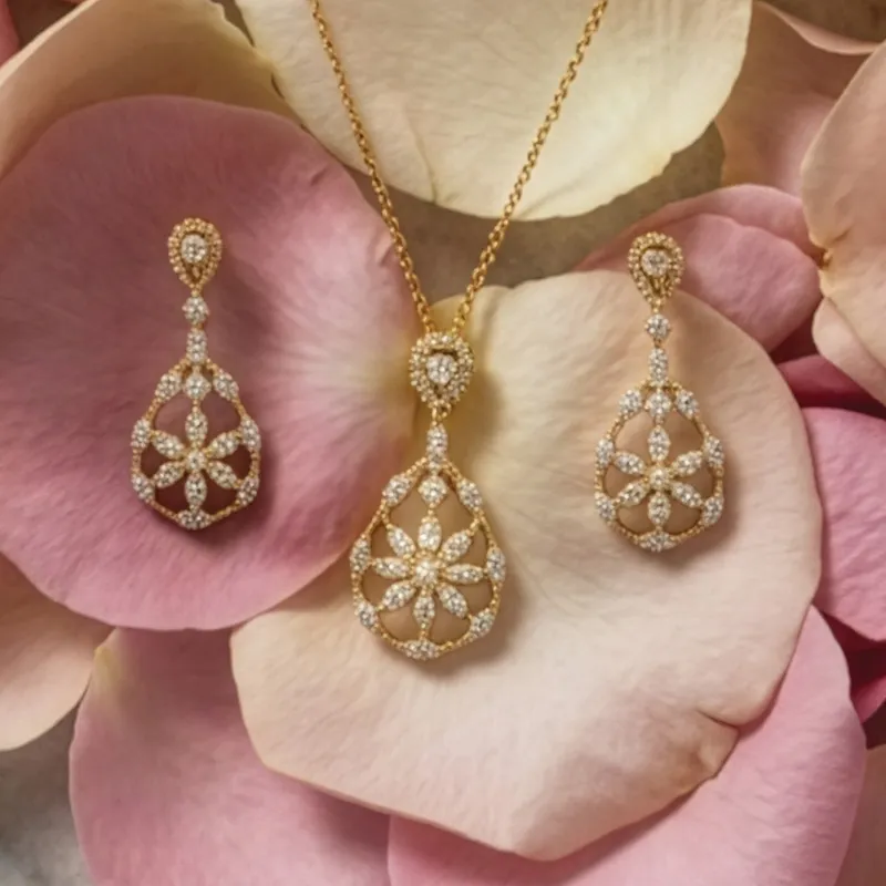 Floral Gold Diamond Pendant Set