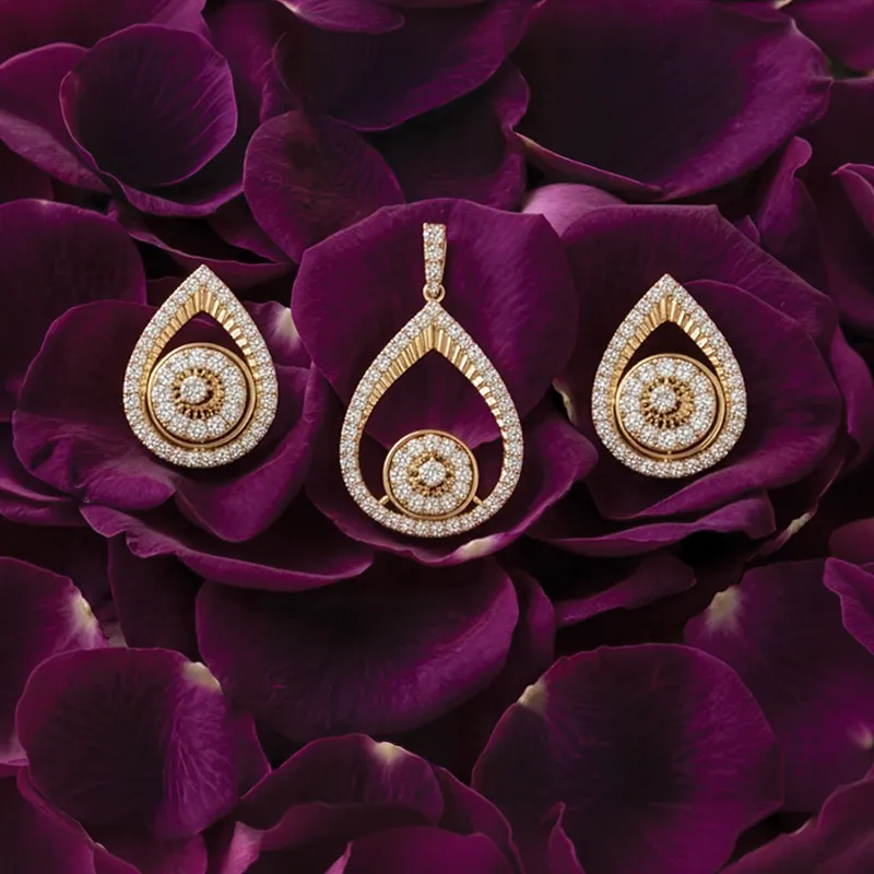 Gold & Diamond Pave Teardrop Pendant Set