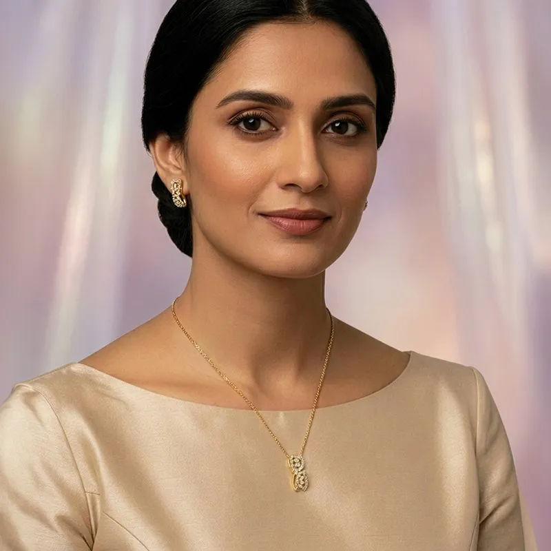 Spiral Gold Diamond Pendant Set