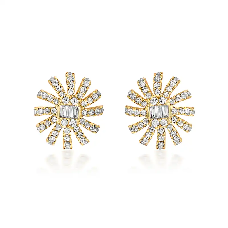 Blooming, Innocent & Light-weight Diamond Pendant & Studs