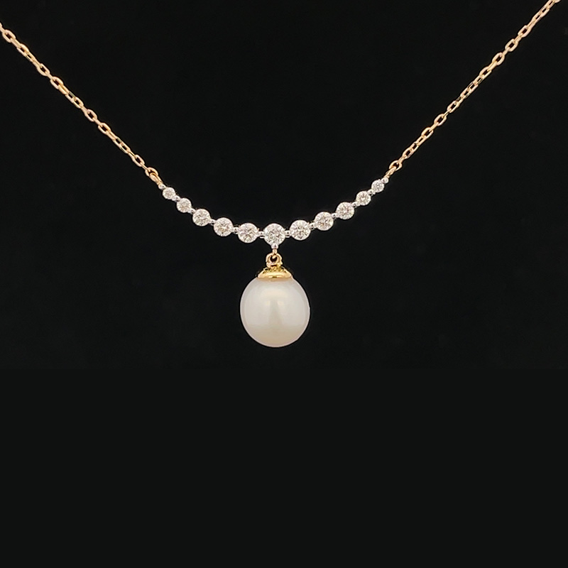 Classic Sophistication - Pearl Diamond Pendant Set