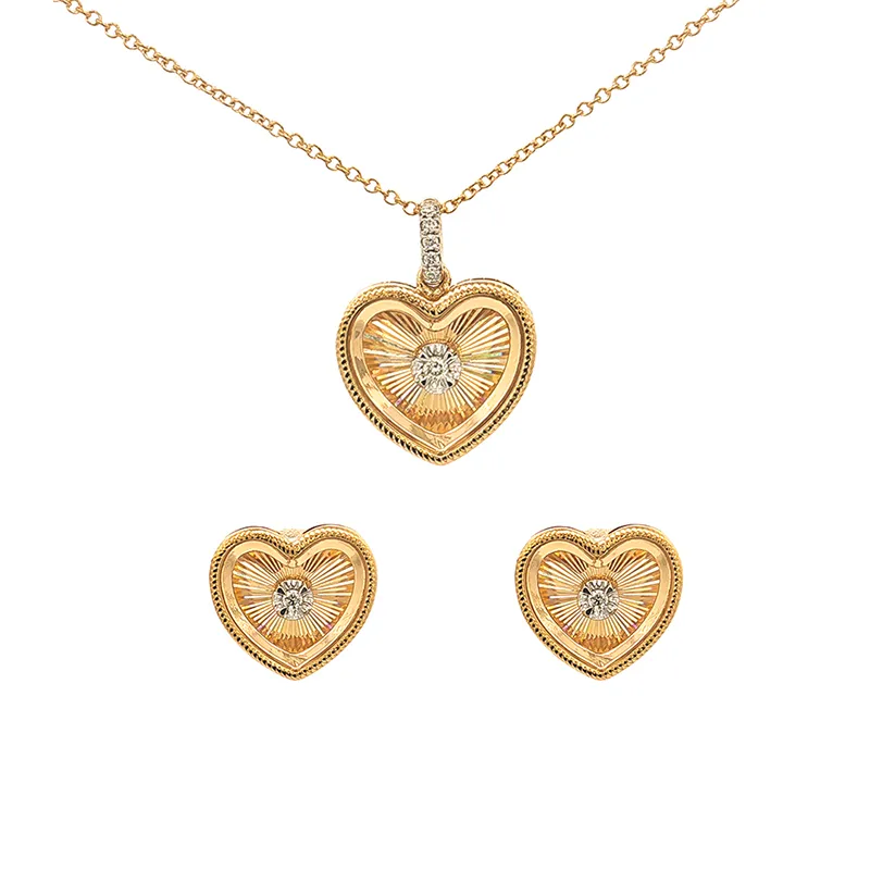 Elegant 18K Yellow Gold Heart Pendant and Earrings Set with Sparkling Diamonds