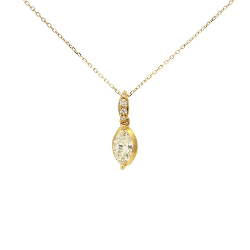 Pear drop diamond necklace in 18K yellow gold