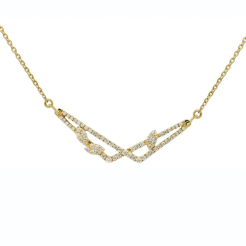 Elegant necklace in 18K yellow gold and diamonds