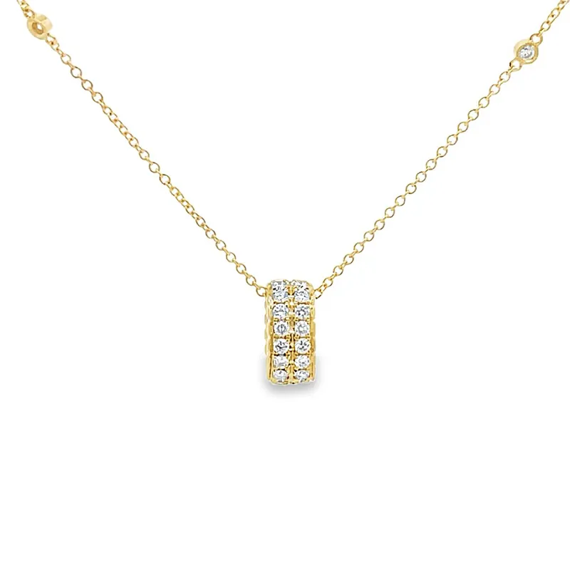 Daily wear Necklace in 18K Gold and Diamonds